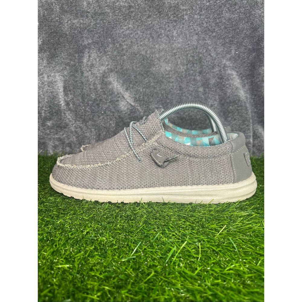 Hey Dude Wally Men’s Size 7 Gray Slip On Comfort Shoes